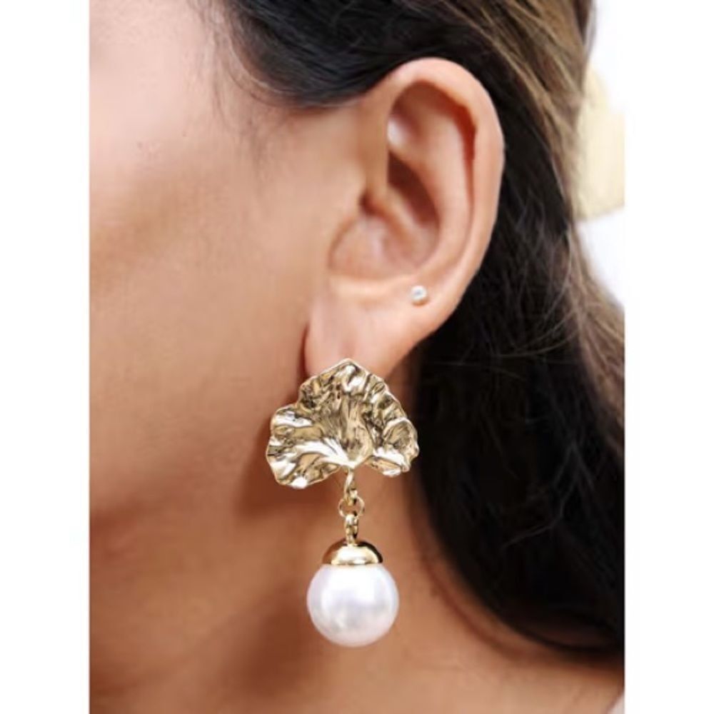 Pearl Drop Earrings N1533